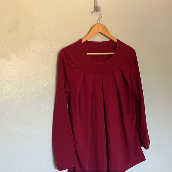 NWOT Women Pleated Flowy Top 3/4 Roll Sleeve Casual Loose Blouse Red Medium - Picture 3 of 9